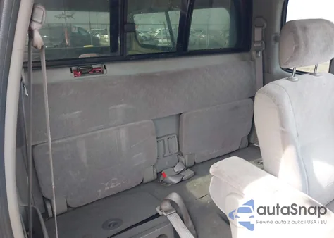 2002 Toyota Tacoma из США, поврежденный, VIN 5TEWM72NX2Z121069